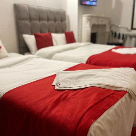 Saji Hotel 伊尔福德 外观 照片