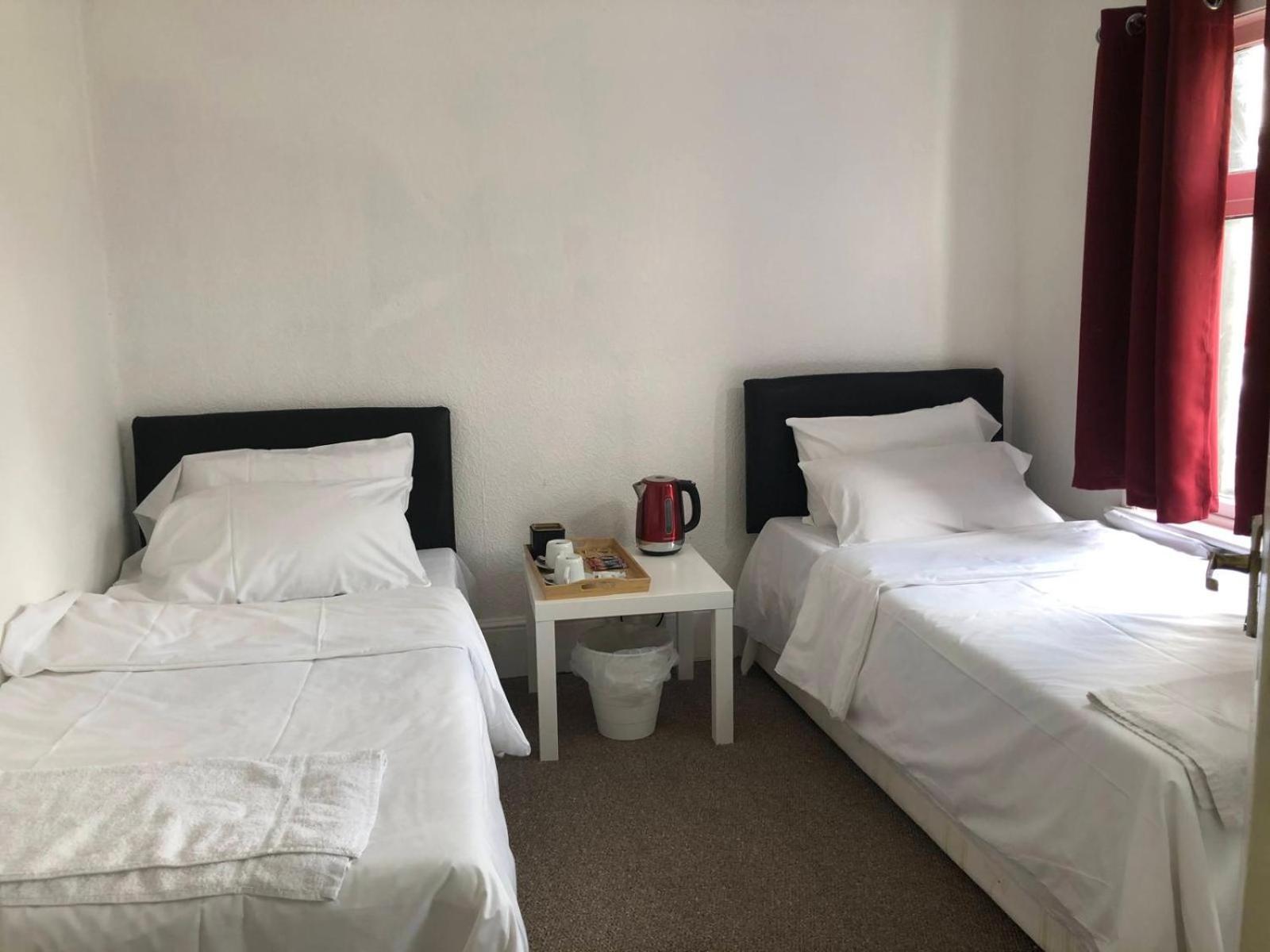 Saji Hotel 伊尔福德 外观 照片