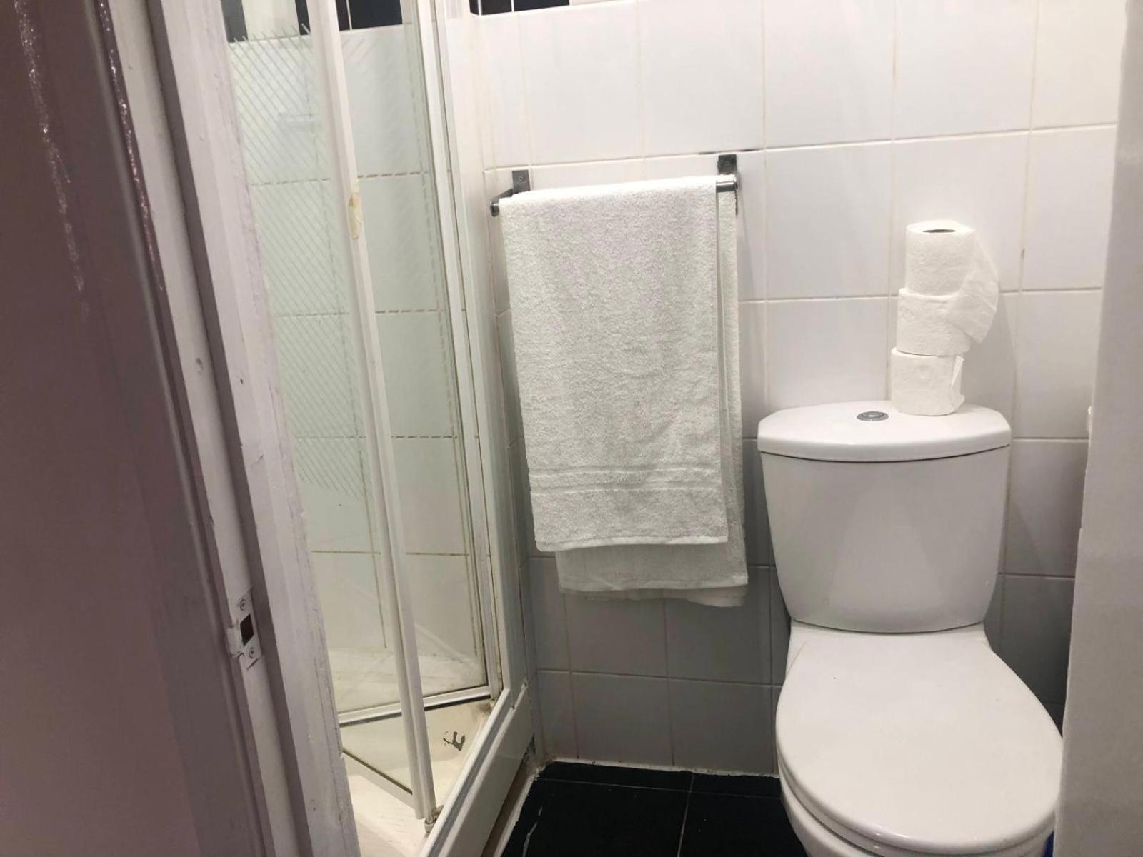 Saji Hotel 伊尔福德 外观 照片