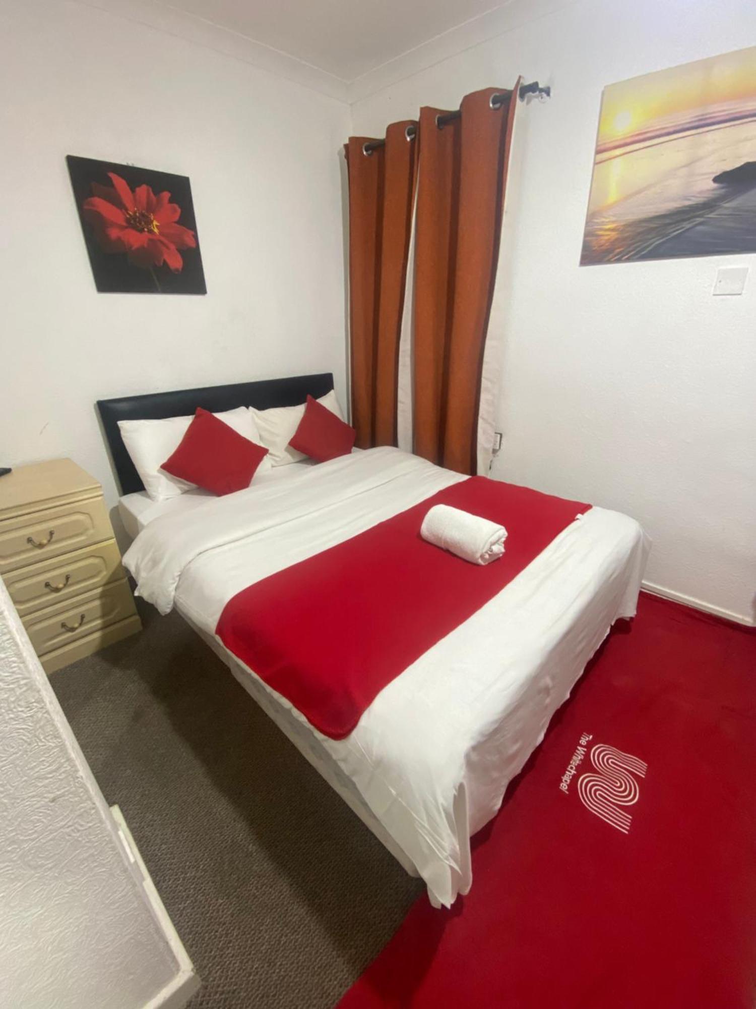 Saji Hotel 伊尔福德 外观 照片